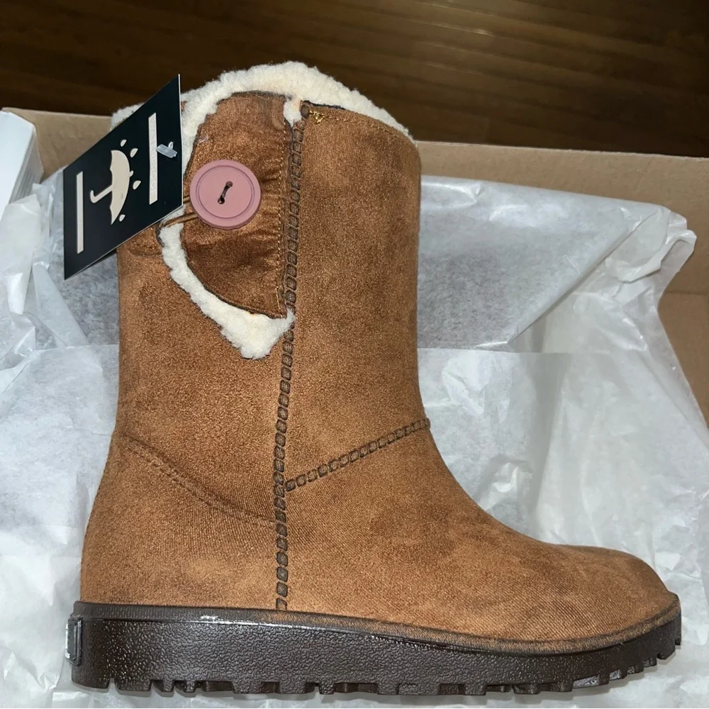 Wet Knot Drifter Cozy Boots Faux Suede Honey Brown Women’s Size 6 Sherpa lined